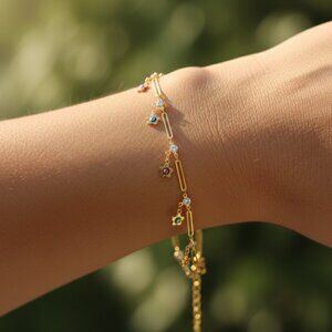 "Trendy Handmade Bracelet – A Stylish Gift for Women & Girls, MAR091449